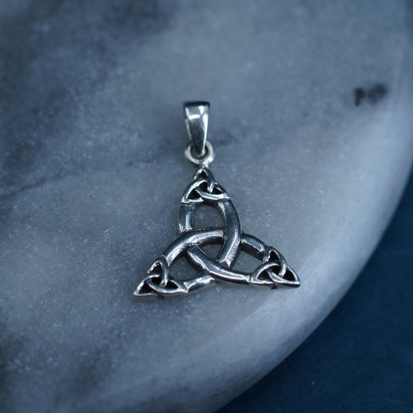 Irish Sterling silver handmade pendant, 925 Celtic knot triangular charm