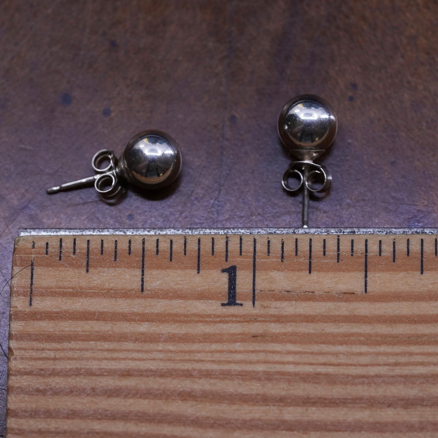 7mm Sterling silver studs earrings