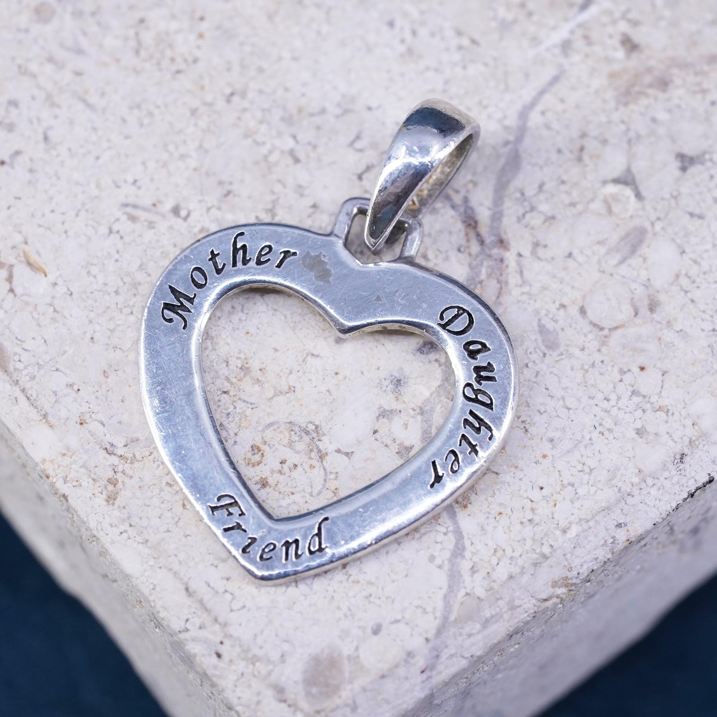 Vintage Sterling silver quote pendant, 925 heart with “daughter mother friend”