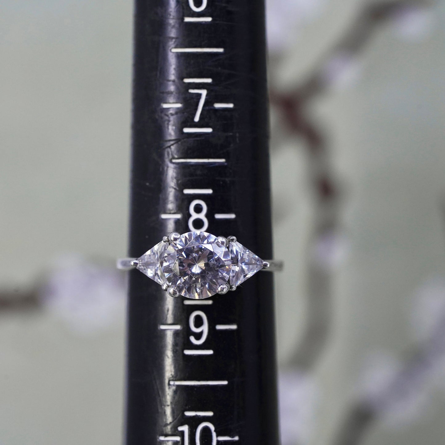 Size 5, Sterling silver ring, 925 silver with round cut CZ cluster details