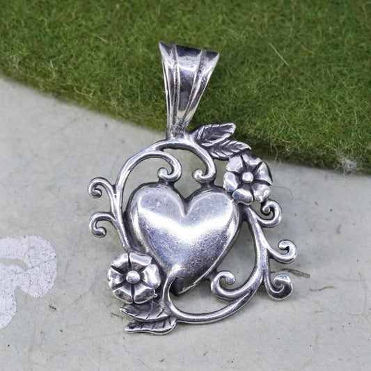 Vintage Jalaine Sterling silver handmade pendant, 925 flower with heart