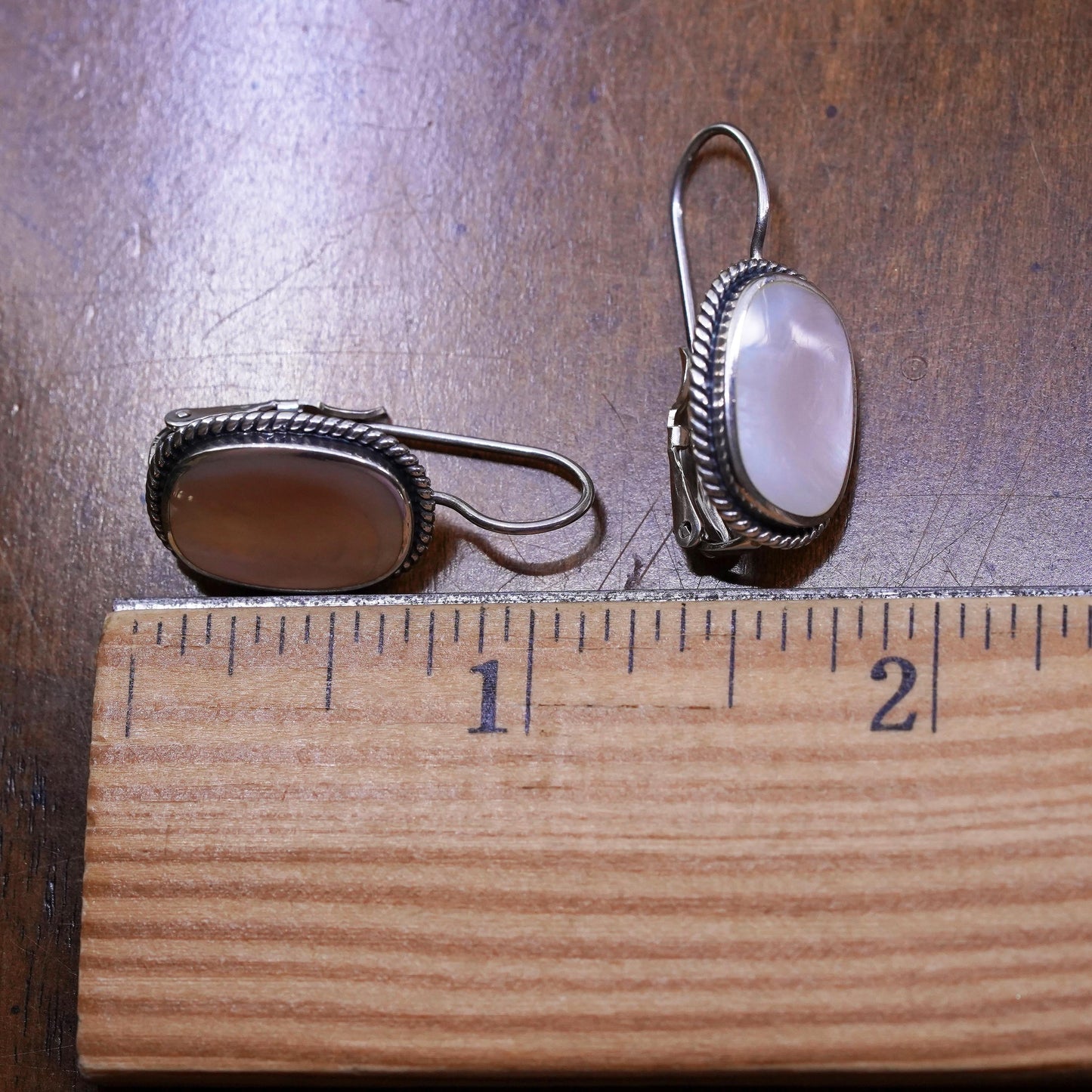 Vintage sterling 925 silver handmade earrings with pink mother of pearl cable