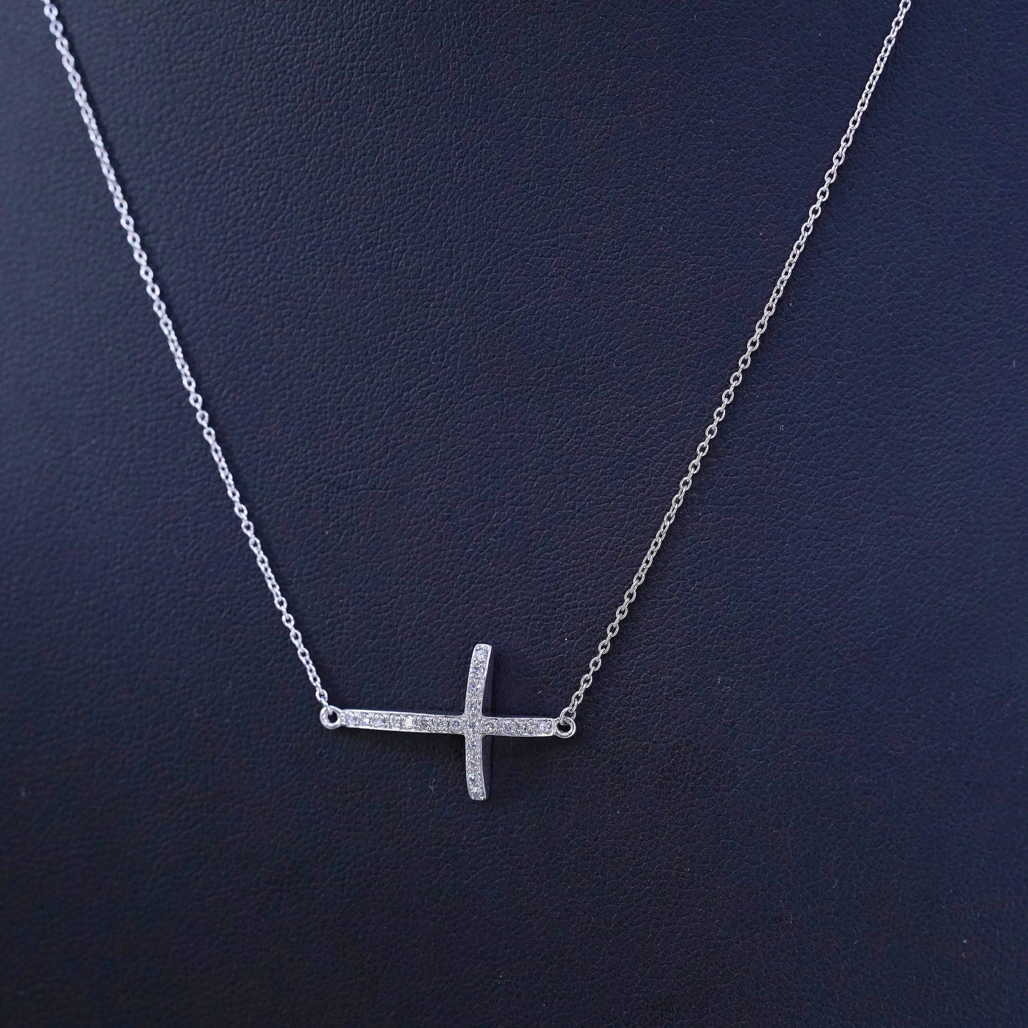 19”, sterling silver circle chain necklace cross pendant diamond, necklace