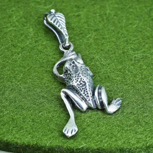 Vintage sterling silver handmade pendant, 925 frog