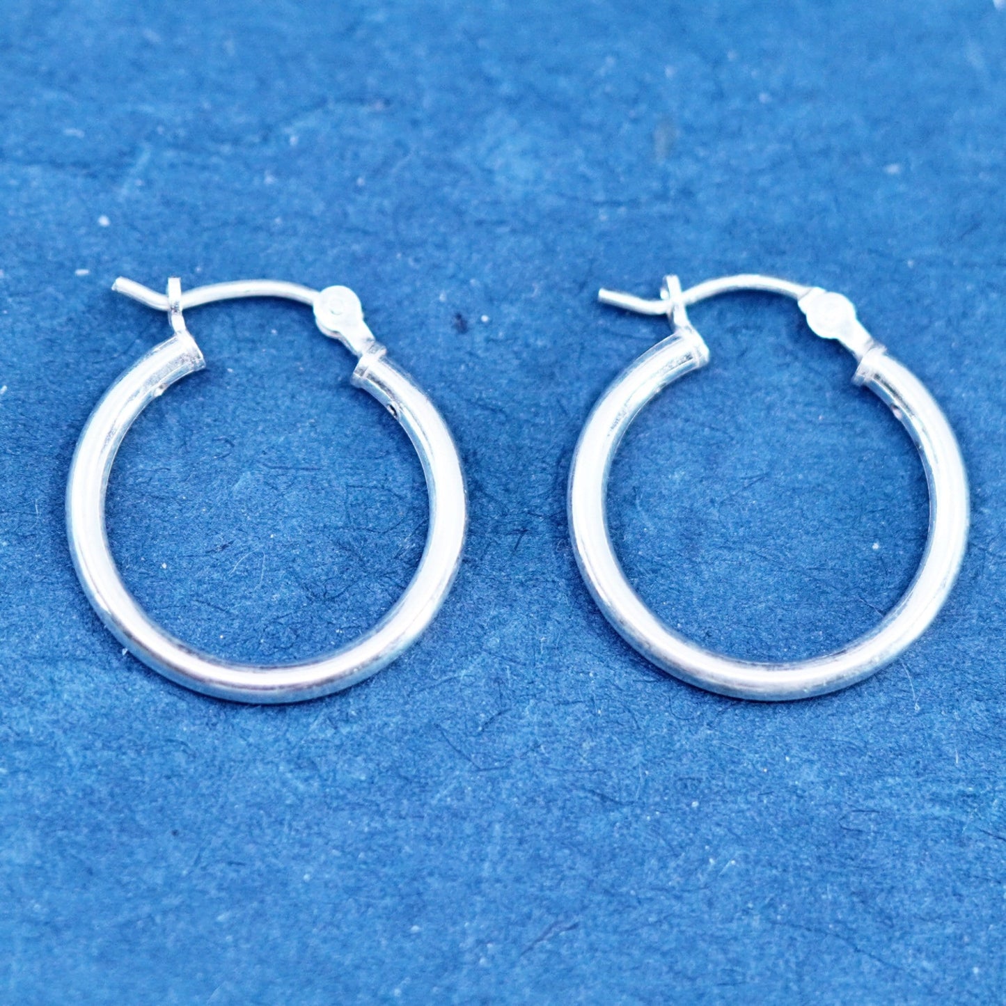 0.75”, vintage Sterling silver handmade hoop earrings, Modern 925 huggie