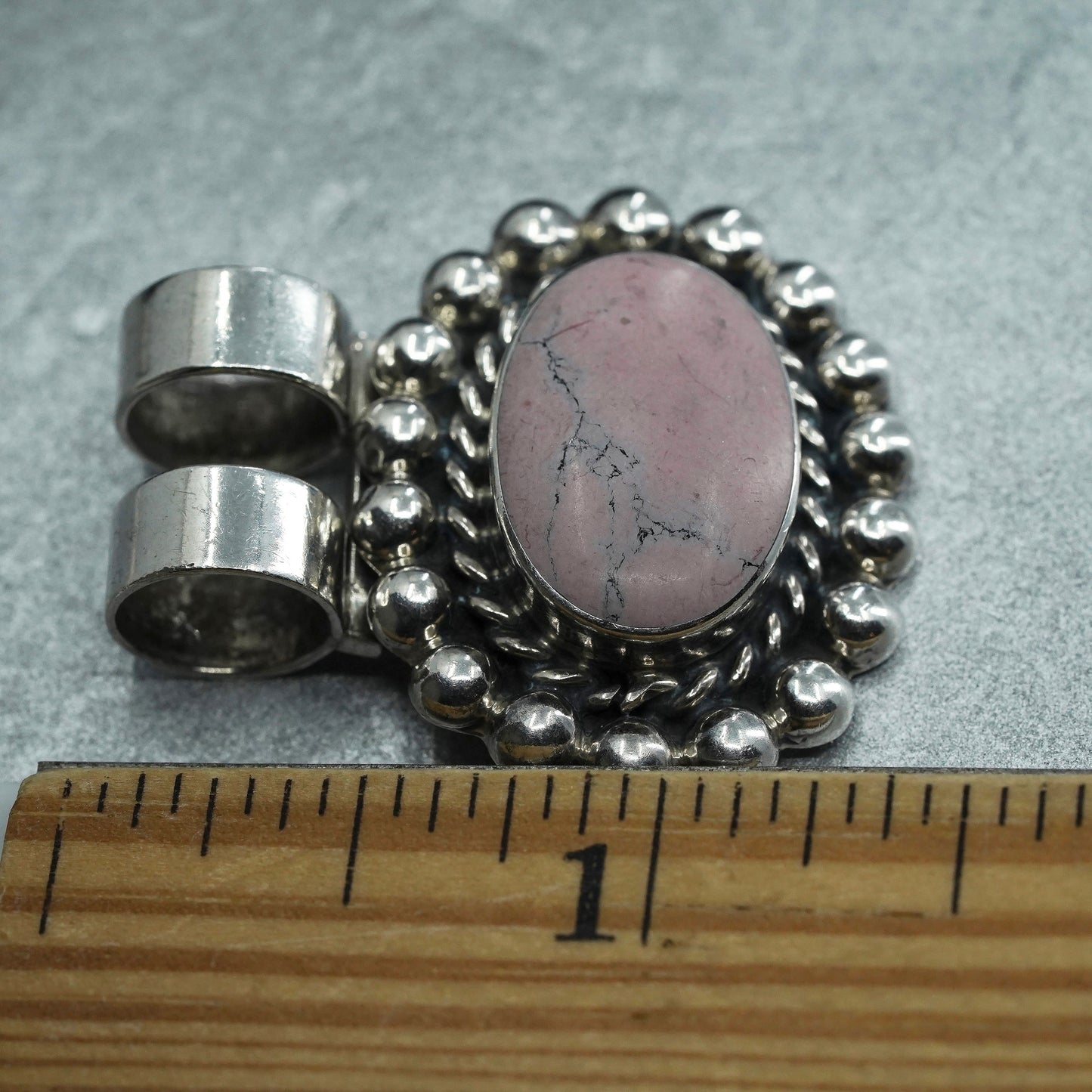 Vintage sterling 925 silver beads pendant with oval pink jasper and beads