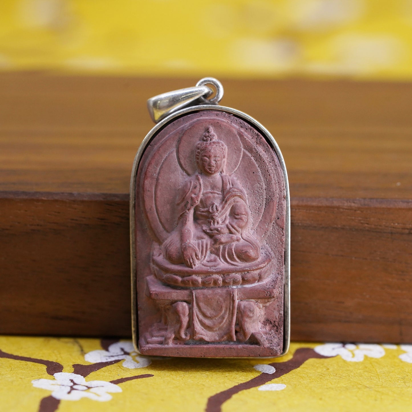 vintage Sterling 925 silver handmade pendant with carved Cinnabar Buddha