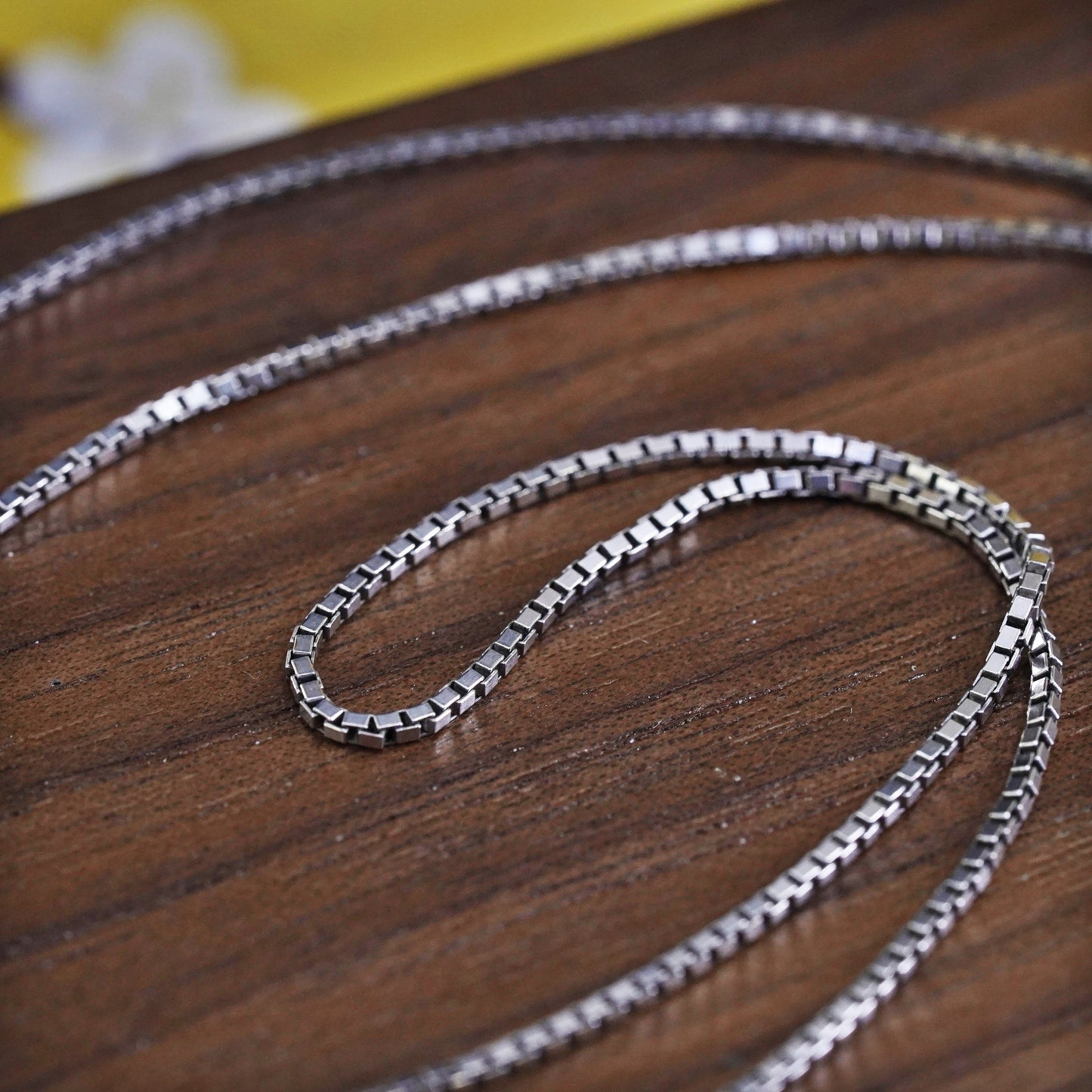 4.6 grams, 20" 1mm, vintage Aurafin Solid 14k White Gold Box Chain Necklace