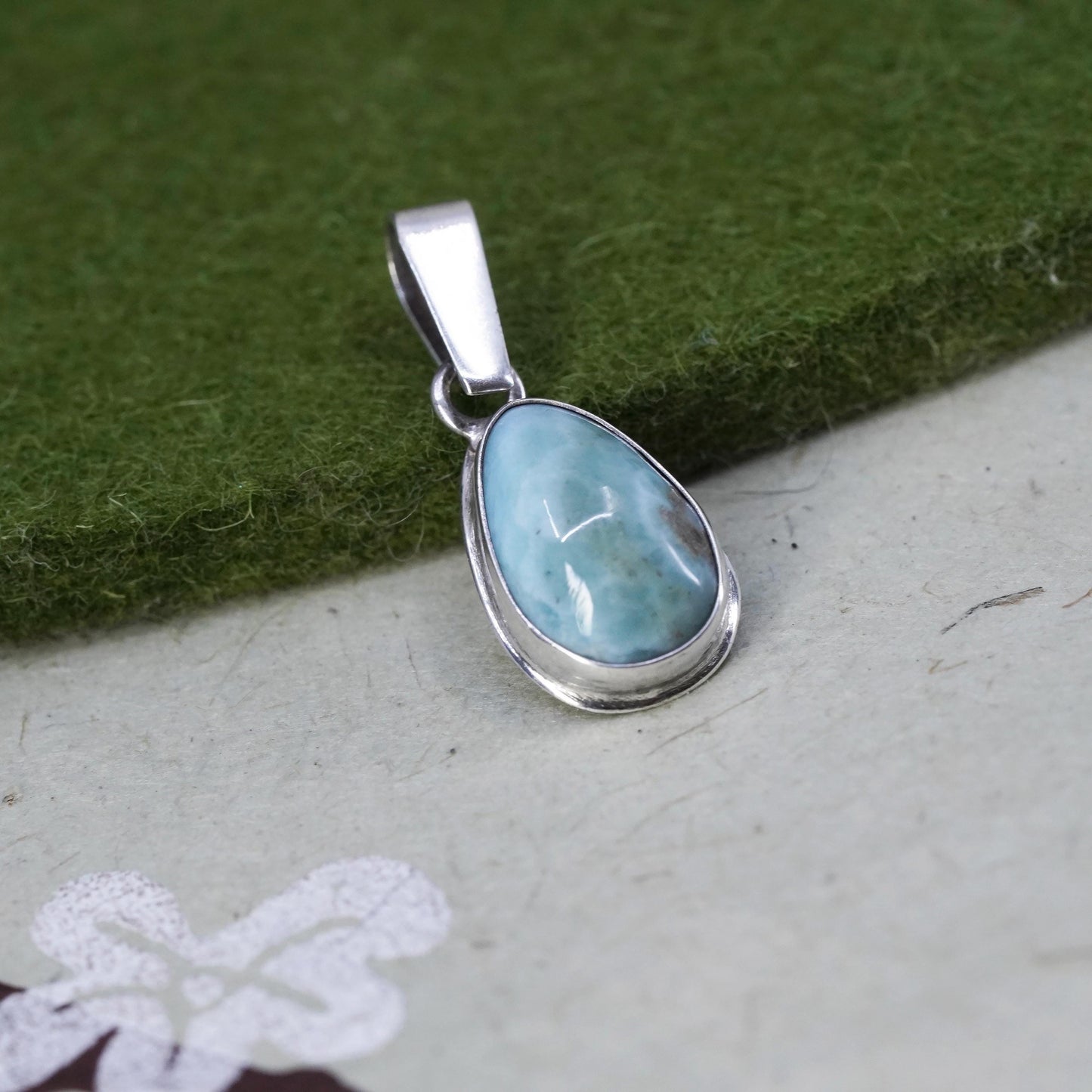 Vintage sterling silver 925 handmade pendant with tesrdrop Larimar