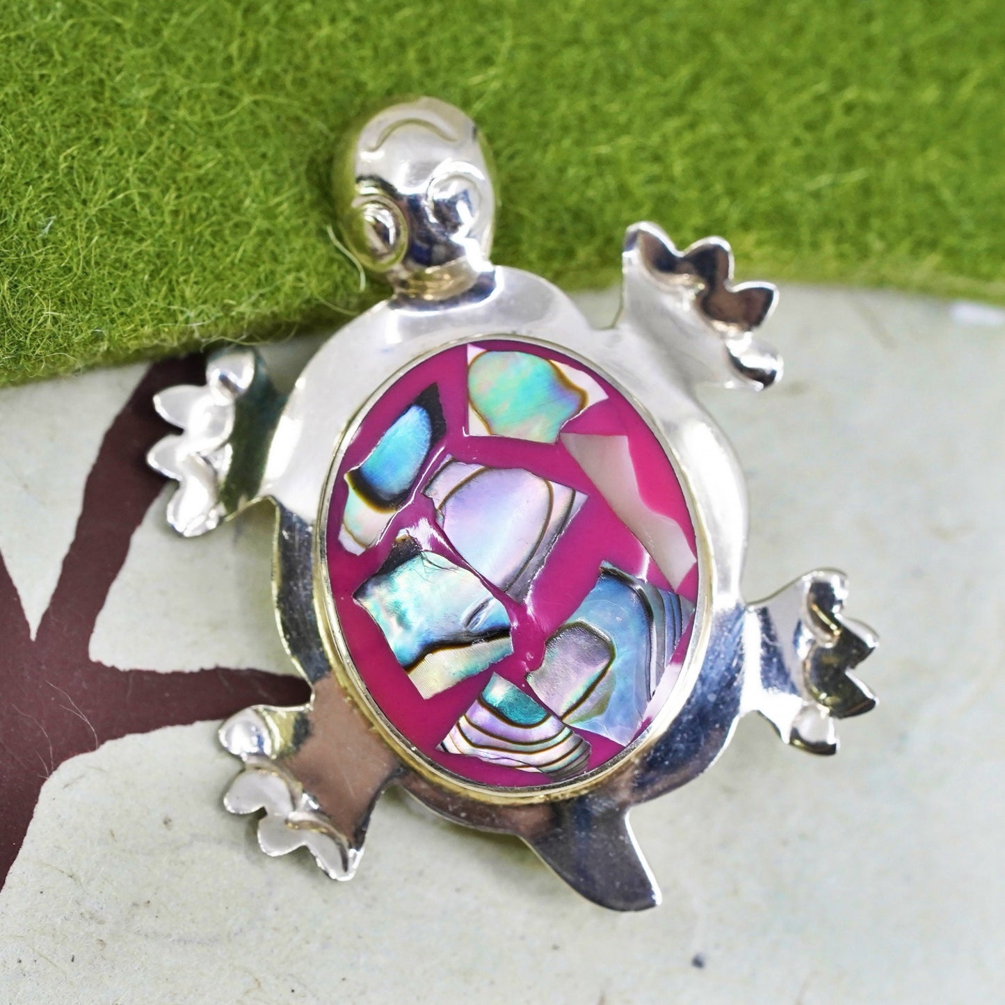 Vintage Mexican sterling 925 silver handmade pink turtle brooch abalone inlay