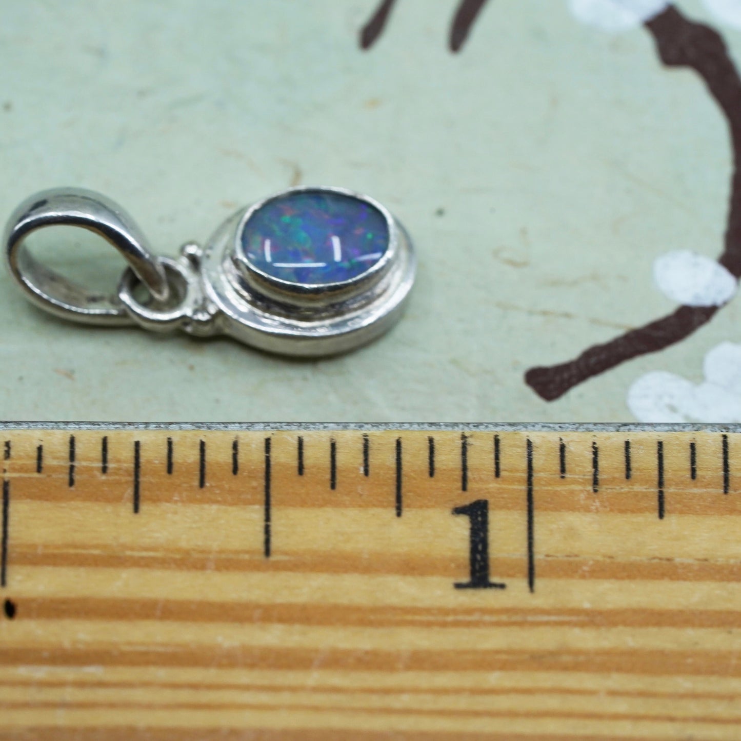 Vintage sterling 925 silver handmade pendant with opal