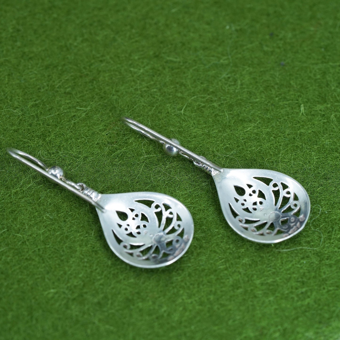 Vintage sterling silver handmade earrings, 925 filigree teardrop