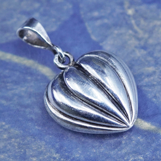 Vintage Sterling silver handmade pendant, 925 ribbed heart