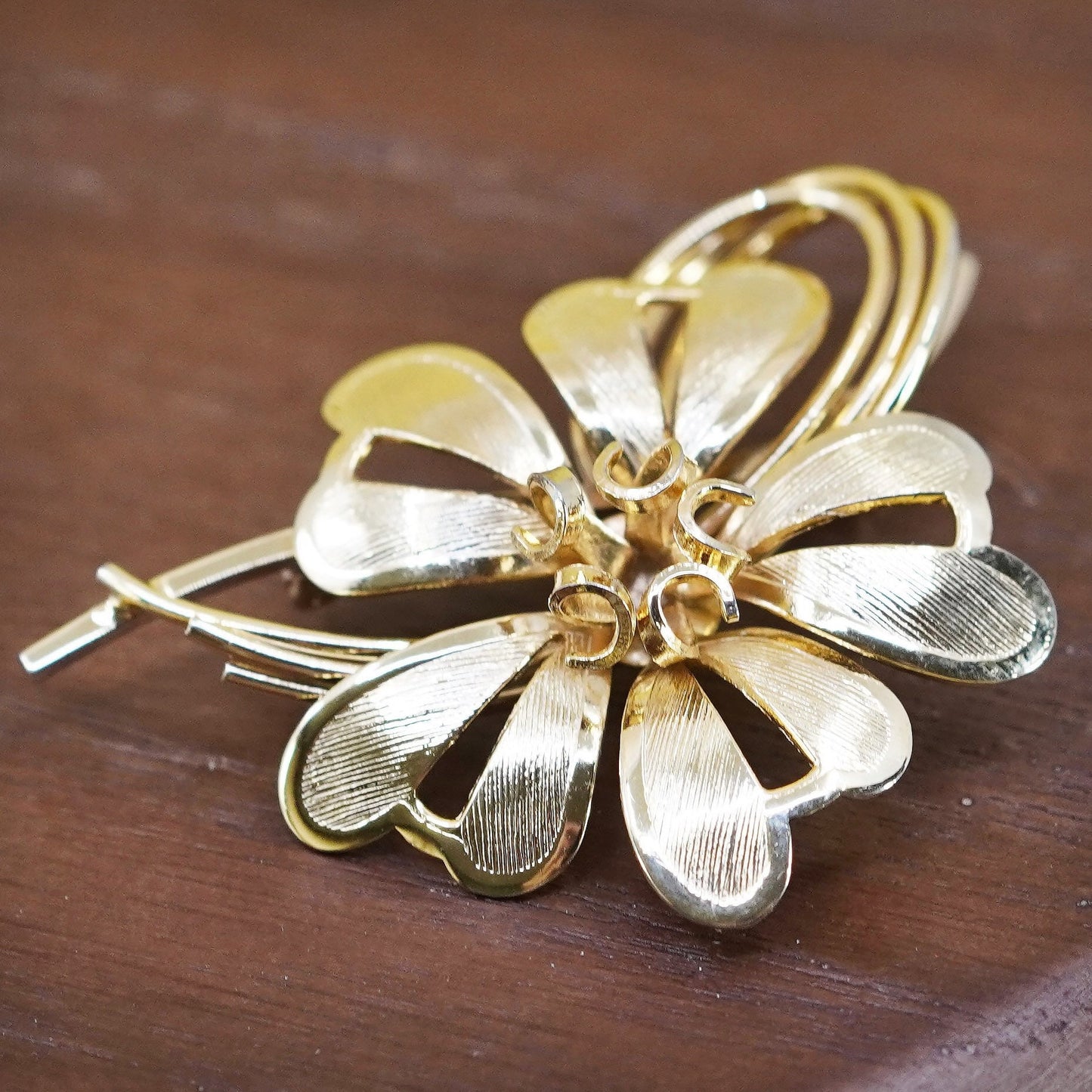 Vintage bond boyd vermeil yellow gold sterling 925 silver flower shaped brooch