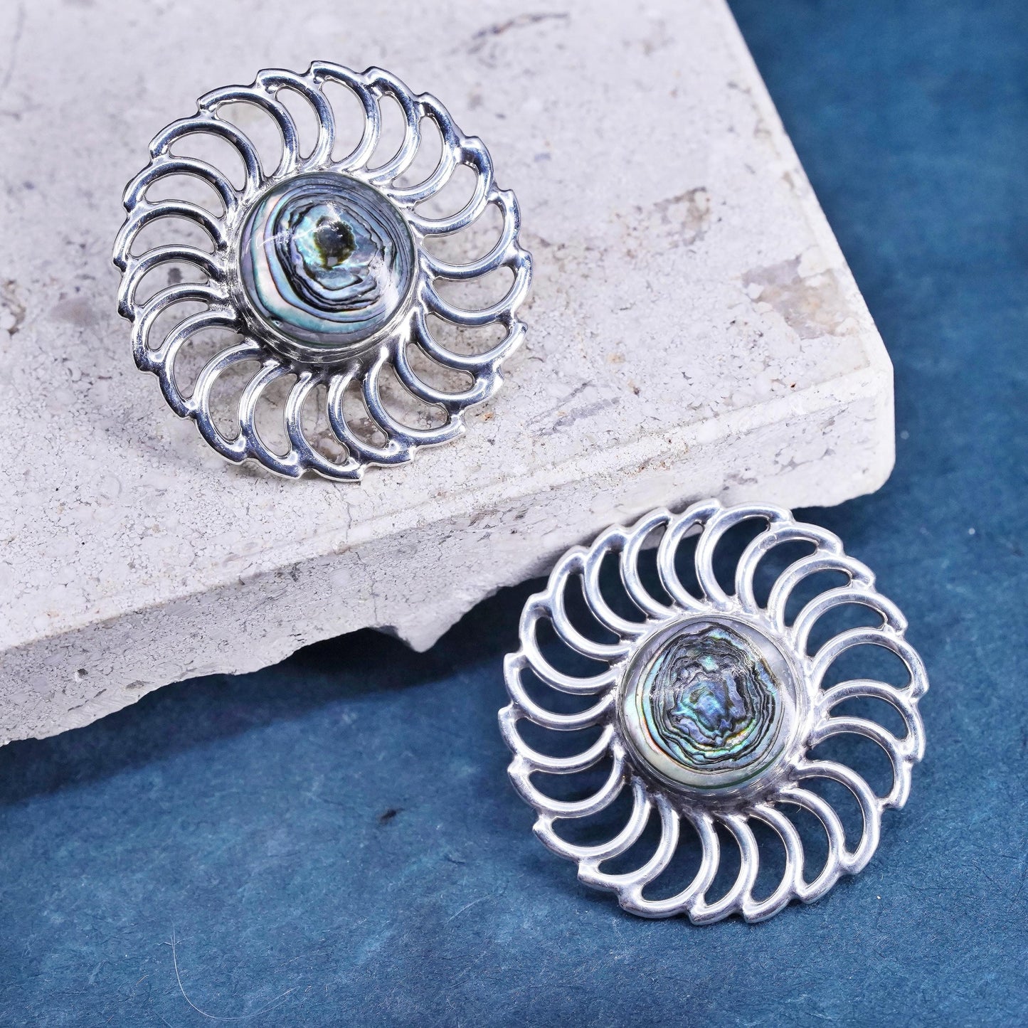 Vintage Mexican Sterling 925 silver handmade sun flower studs earrings abalone