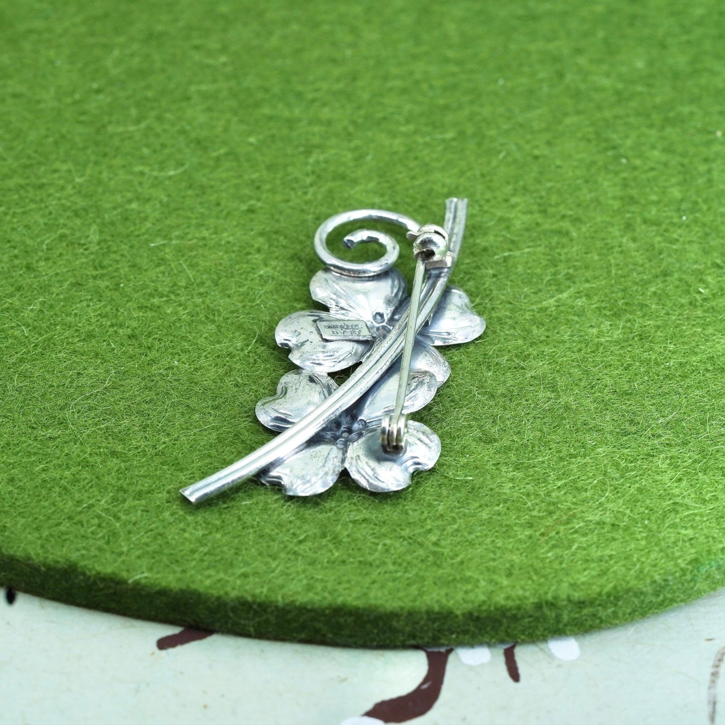 Vintage sterling silver dogwood flower shaped brooch, 925 brooch