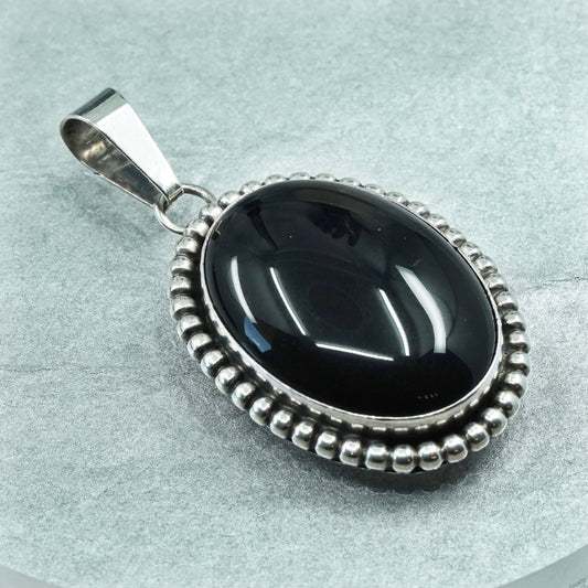 Native American Daniel Mike sterling 925 silver oval pendant with onyx beads