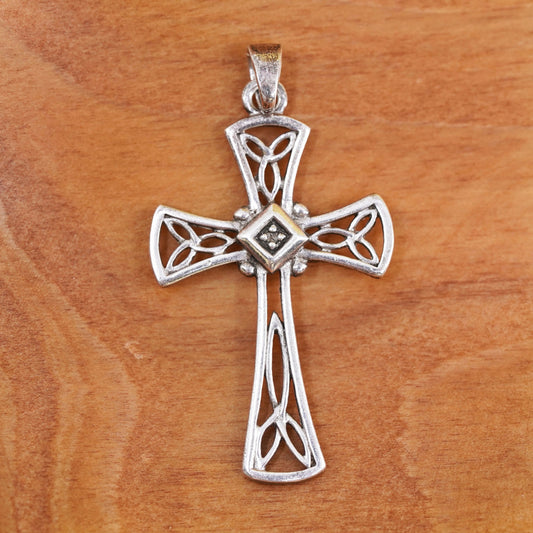 Vintage Sterling silver handmade pendant, 925 filigree cross