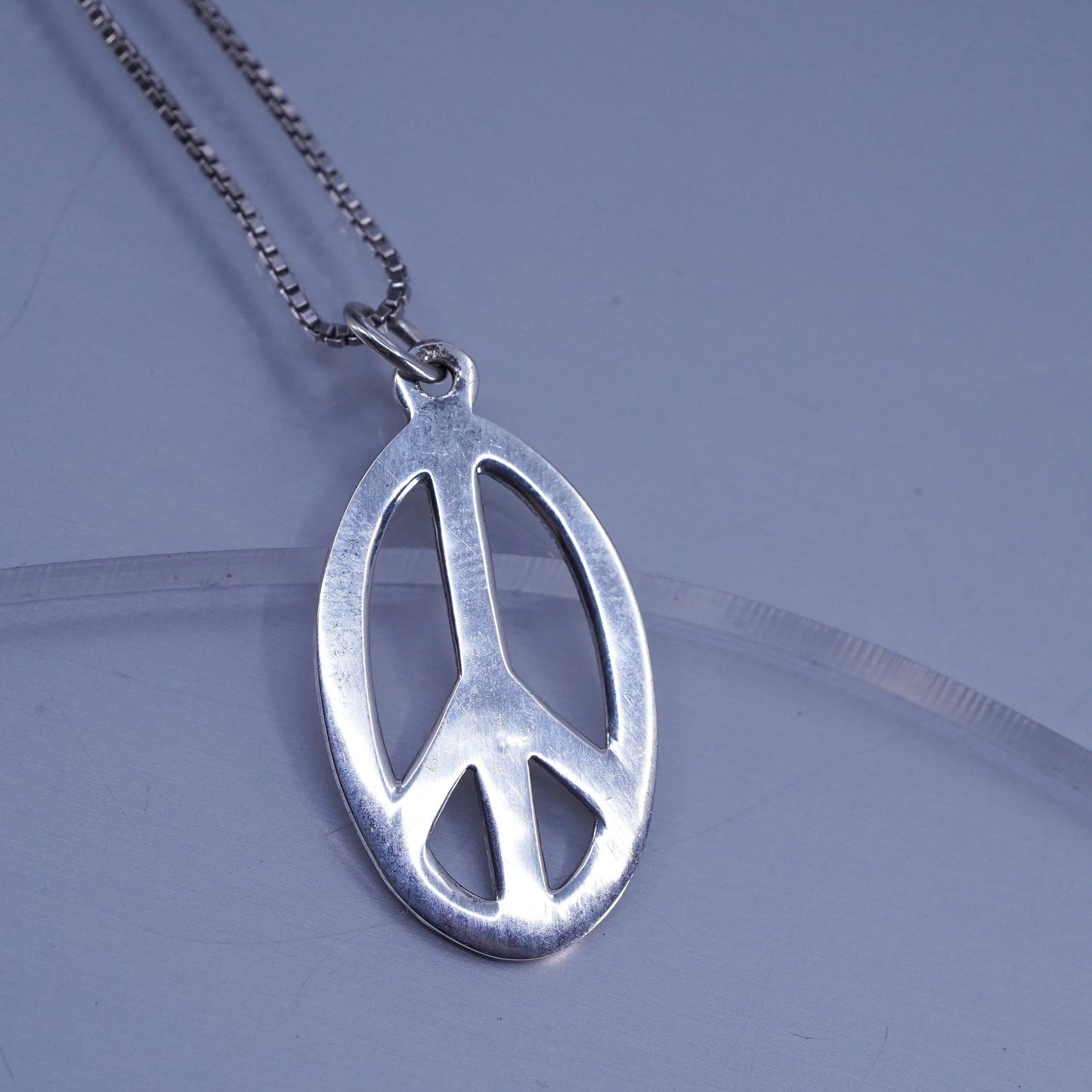 18”, Vintage Sterling silver necklace, box chain with 925 peace sign pendant