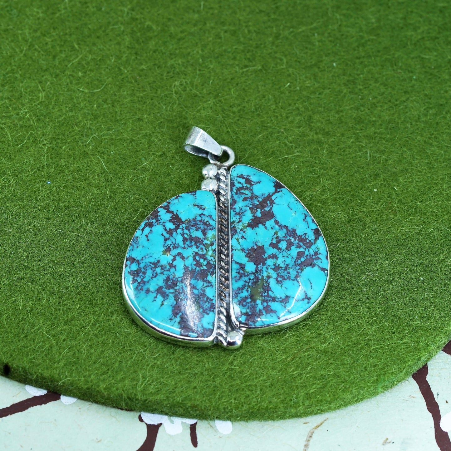 Native American Navajo sterling silver 925 handmade pendant kingsman turquoise