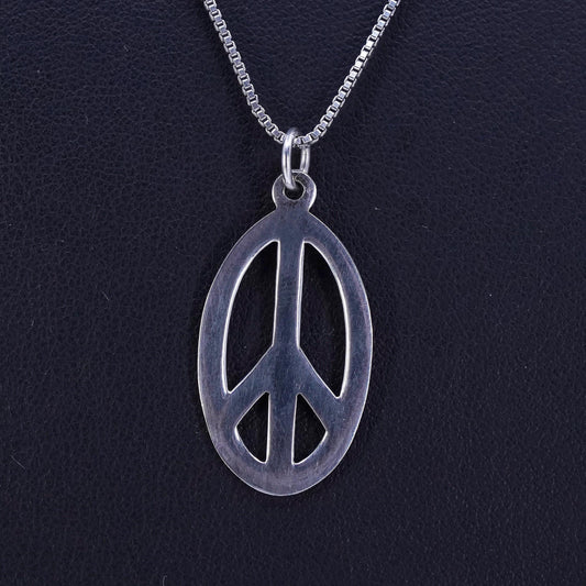 18”, Vintage Sterling silver necklace, box chain with 925 peace sign pendant