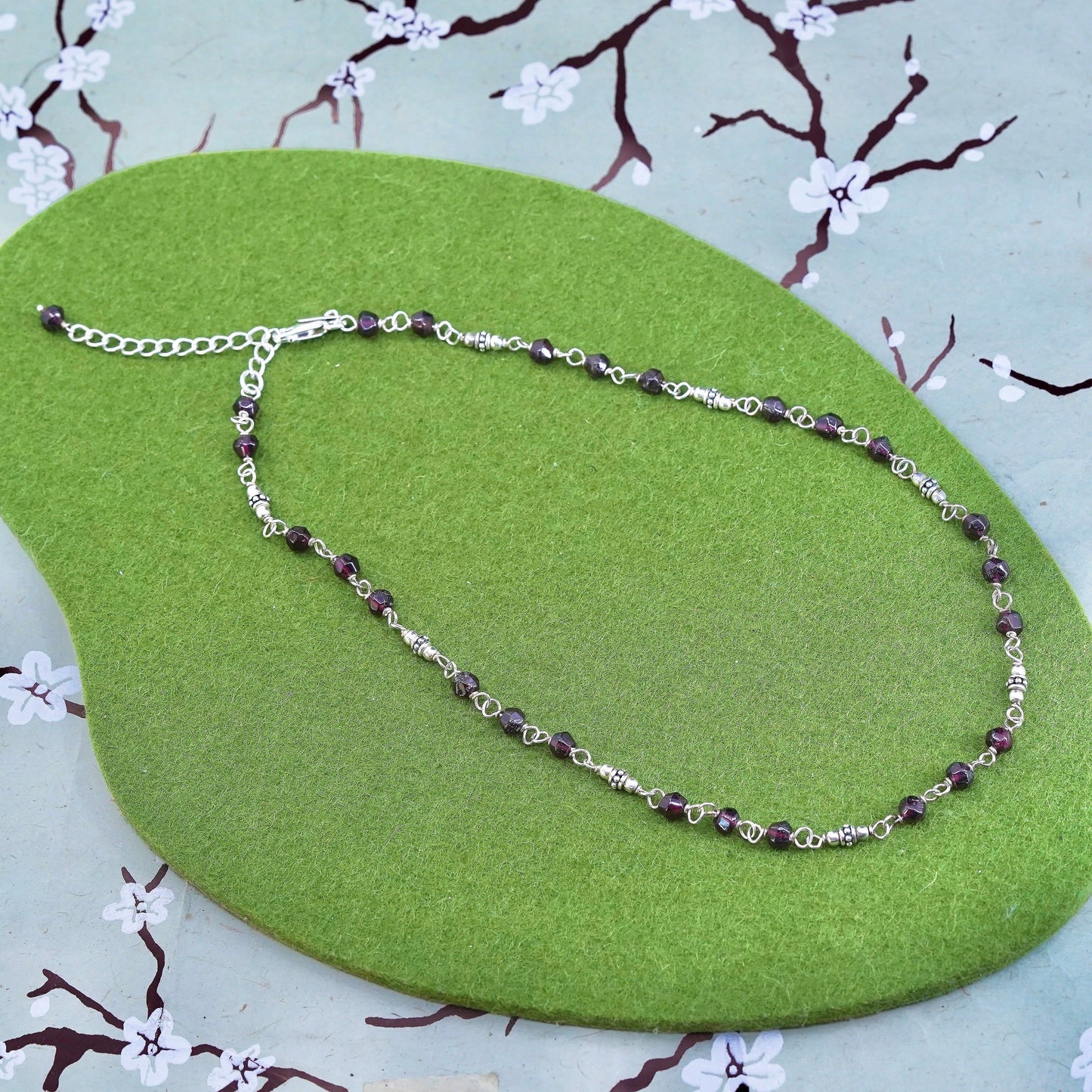 16”, Vintage Silpada Sterling 925 Silver Garnet Bead Necklace N1053