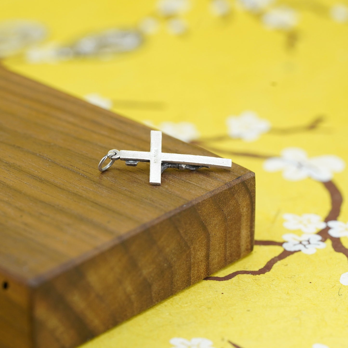 Vintage Sterling silver handmade pendant, 925 cross with Jesus