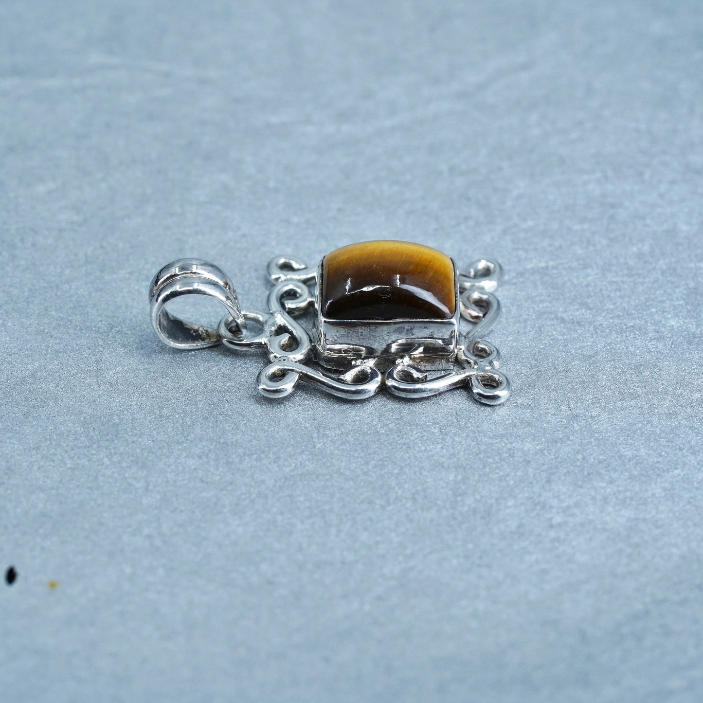 vintage sterling 925 silver handmade pendant with golden tigers eye