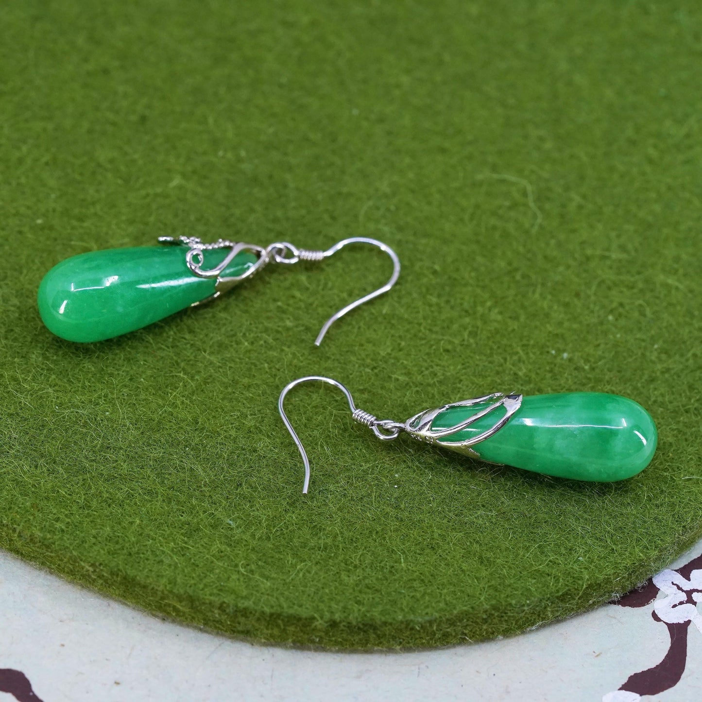 Vintage sterling 925 silver handmade earrings with teardrop jade