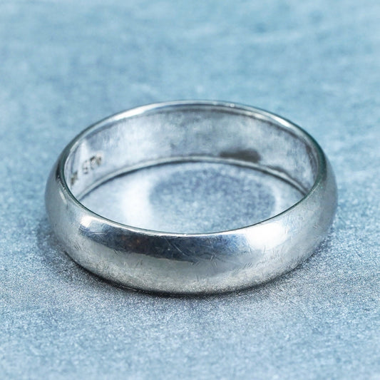 Size 9, vintage southwestern Sterling 925 silver wedding ring, band