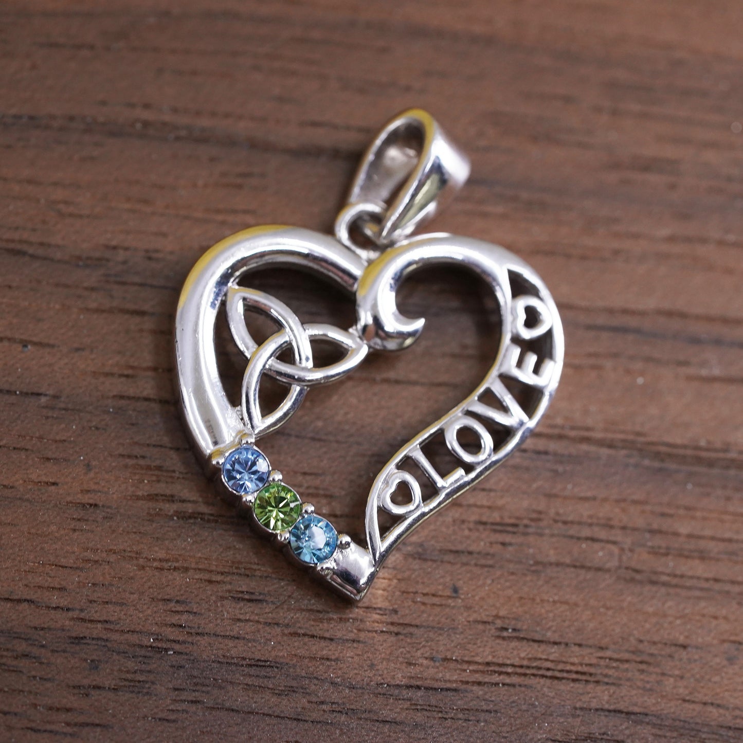 VTG Sterling silver handmade heart pendant with peridot, 925 irish Celtic knot