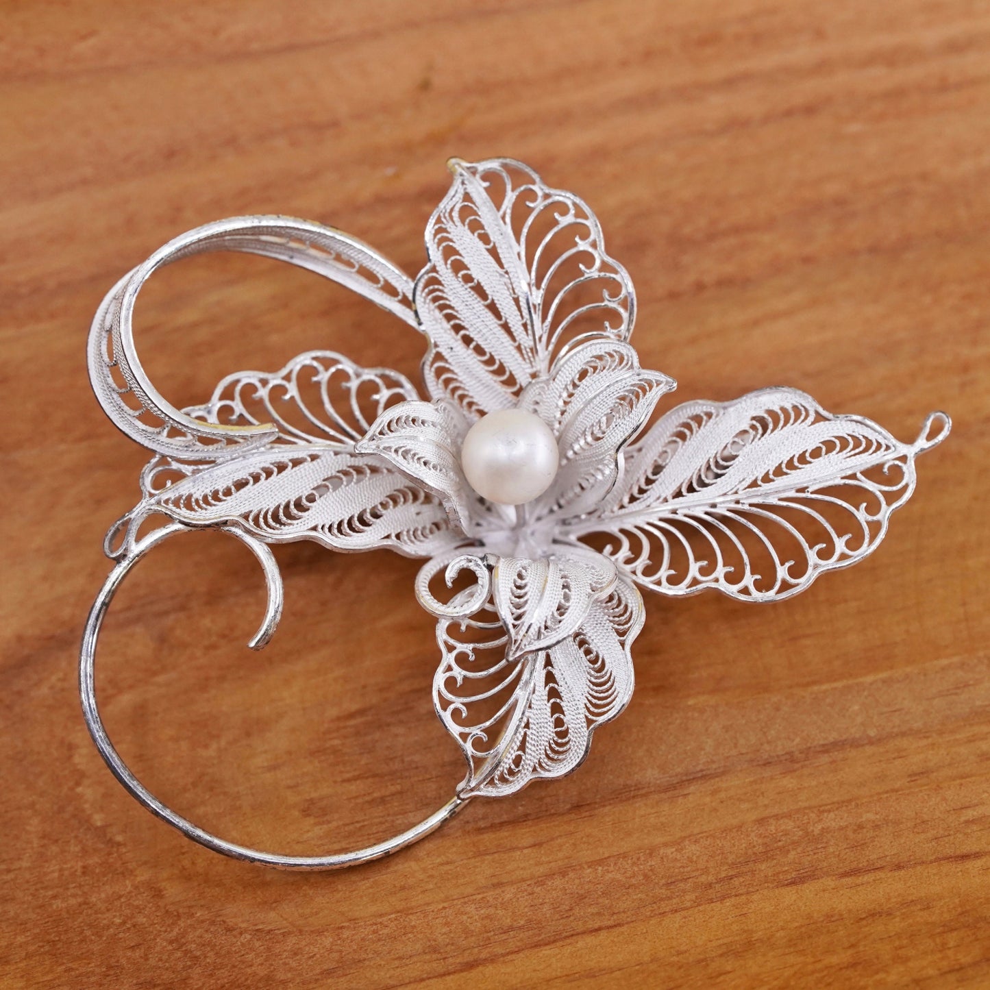 Vintage handmade sterling 950 silver filigree flower brooch with pearl