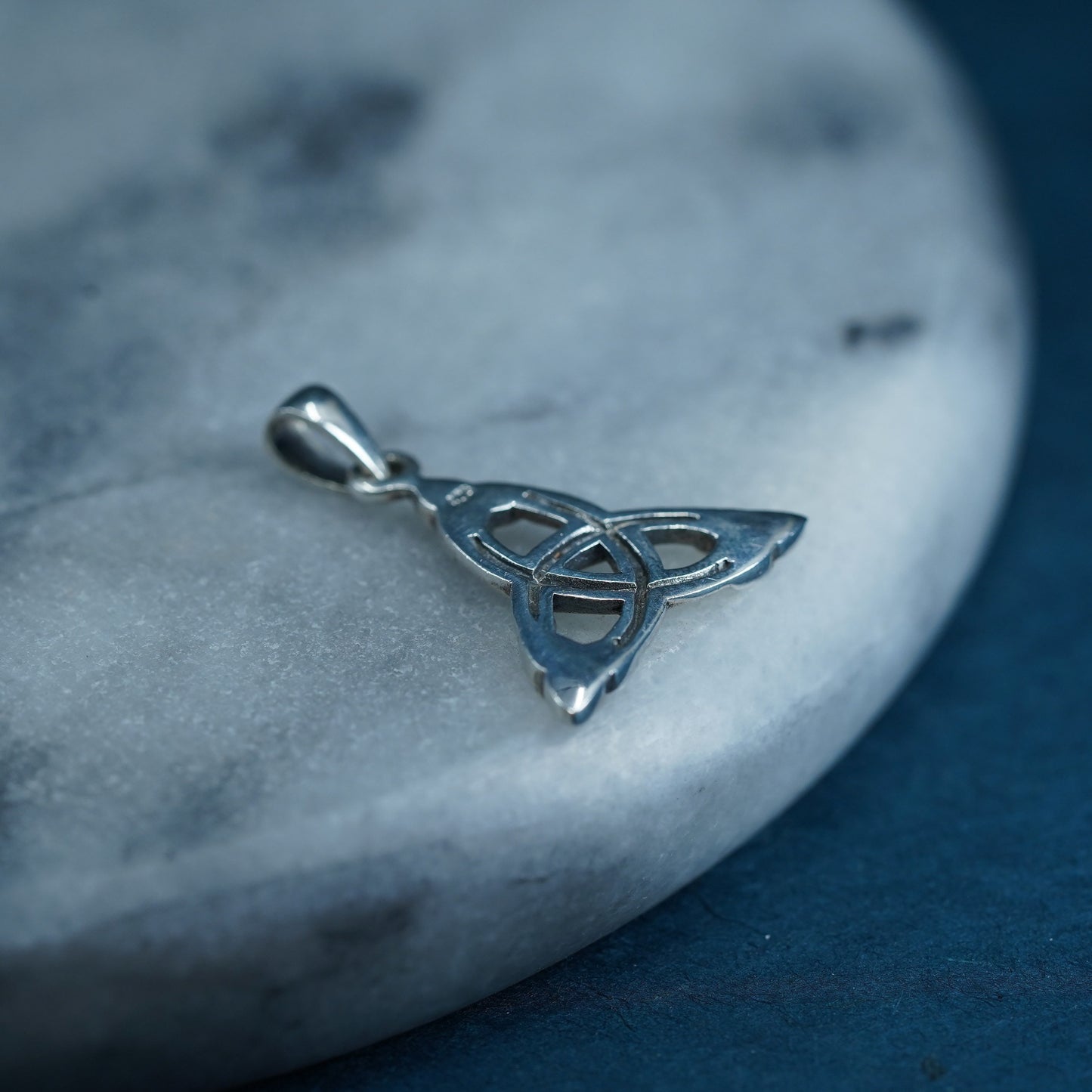 Irish Sterling silver handmade pendant, 925 Celtic knot triangular charm