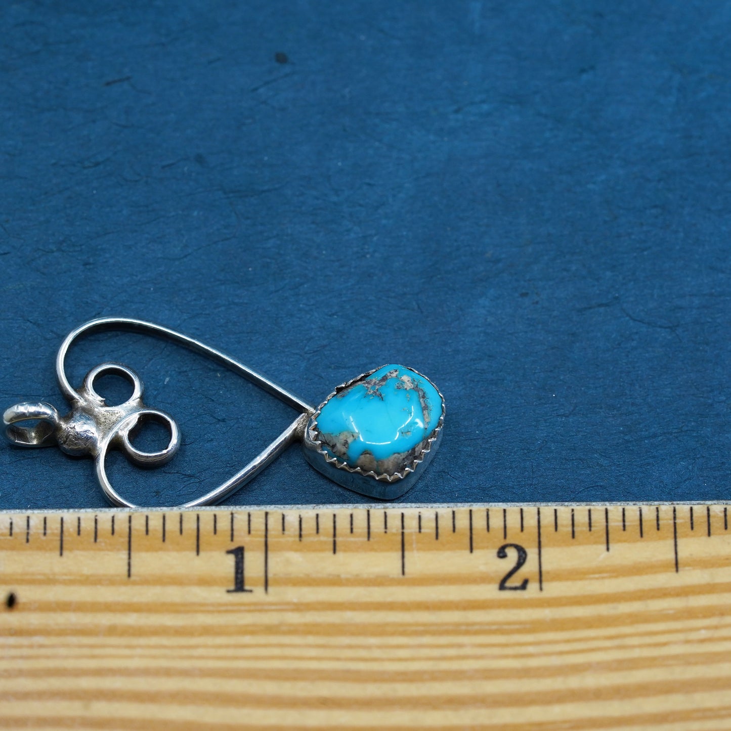 Native American sterling silver 925 handmade heart pendant with turquoise