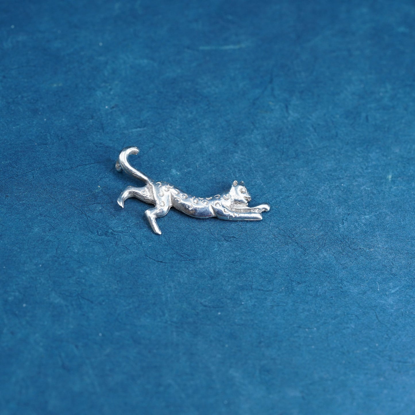 Vintage 925 Sterling Silver cheetah leopard kitty cat charm