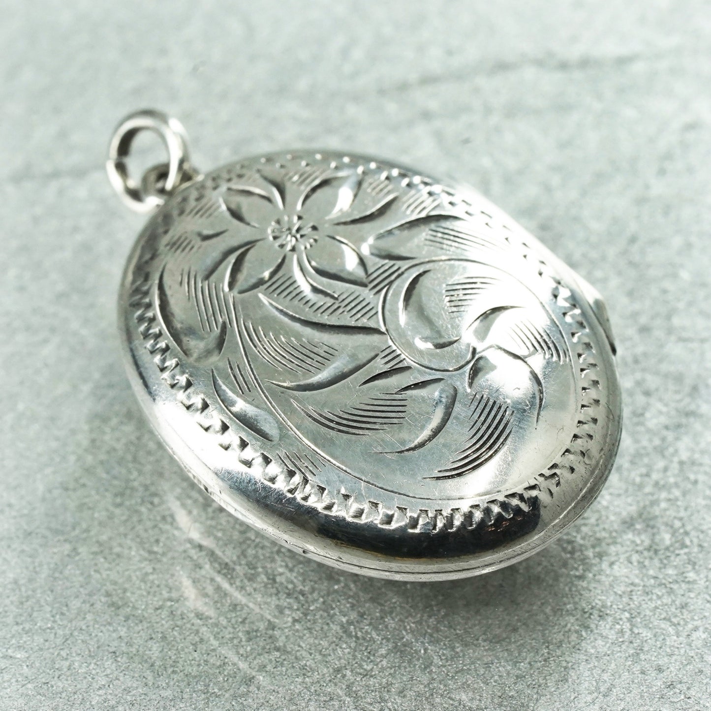 Sterling silver pendant charm, textured 925 oval floral textured photos locket
