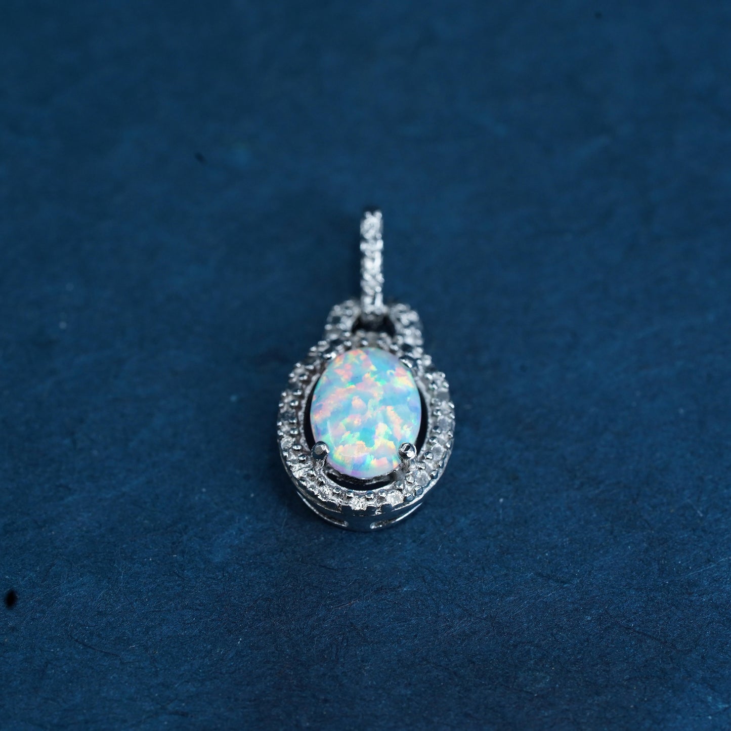 Vintage Sterling 925 silver handmade pendant with opal and diamond