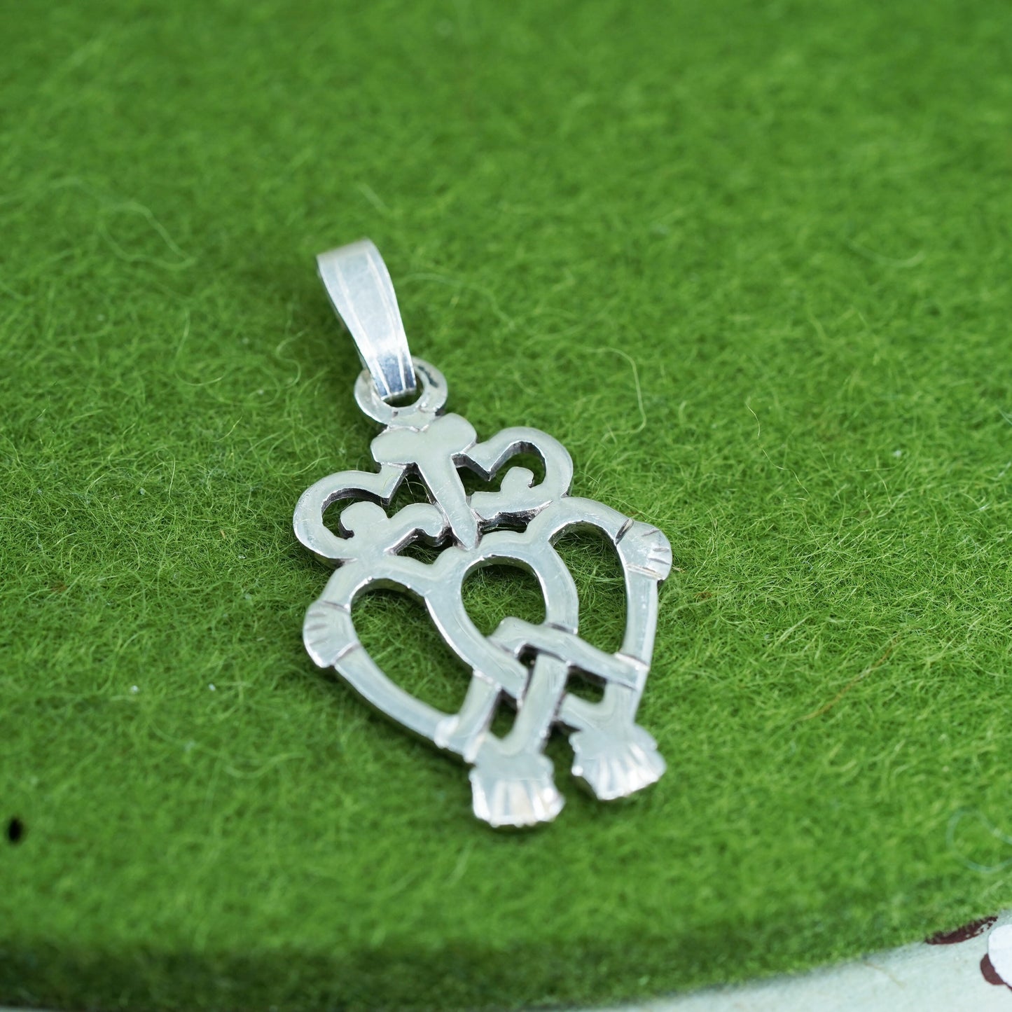 Vintage sterling silver pendant, 925 double heart with engraved sisters