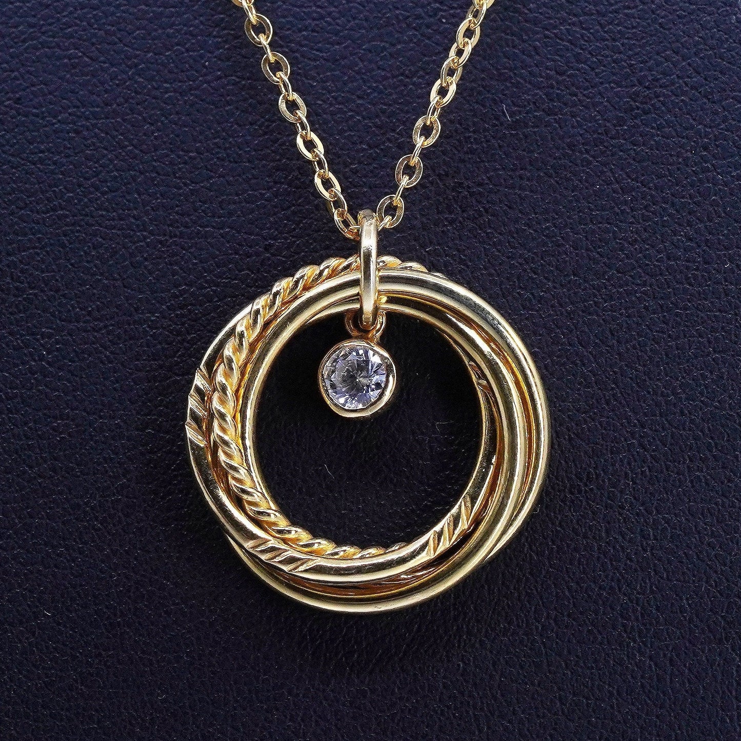 18”, vermeil gold Sterling 925 silver circle necklace entwined circle pendant