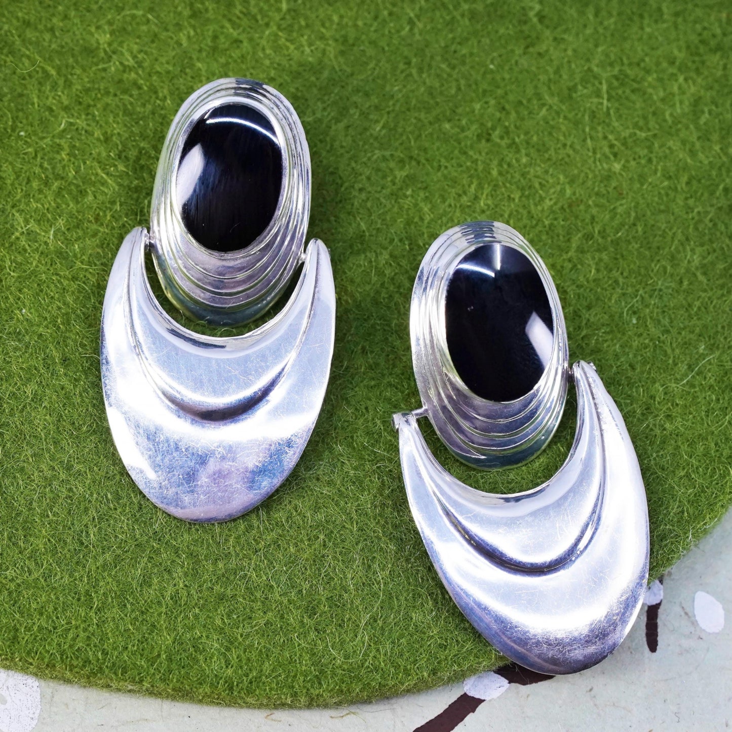 Vintage sterling 925 silver earrings, teardrop shaped black onyx, southwestern