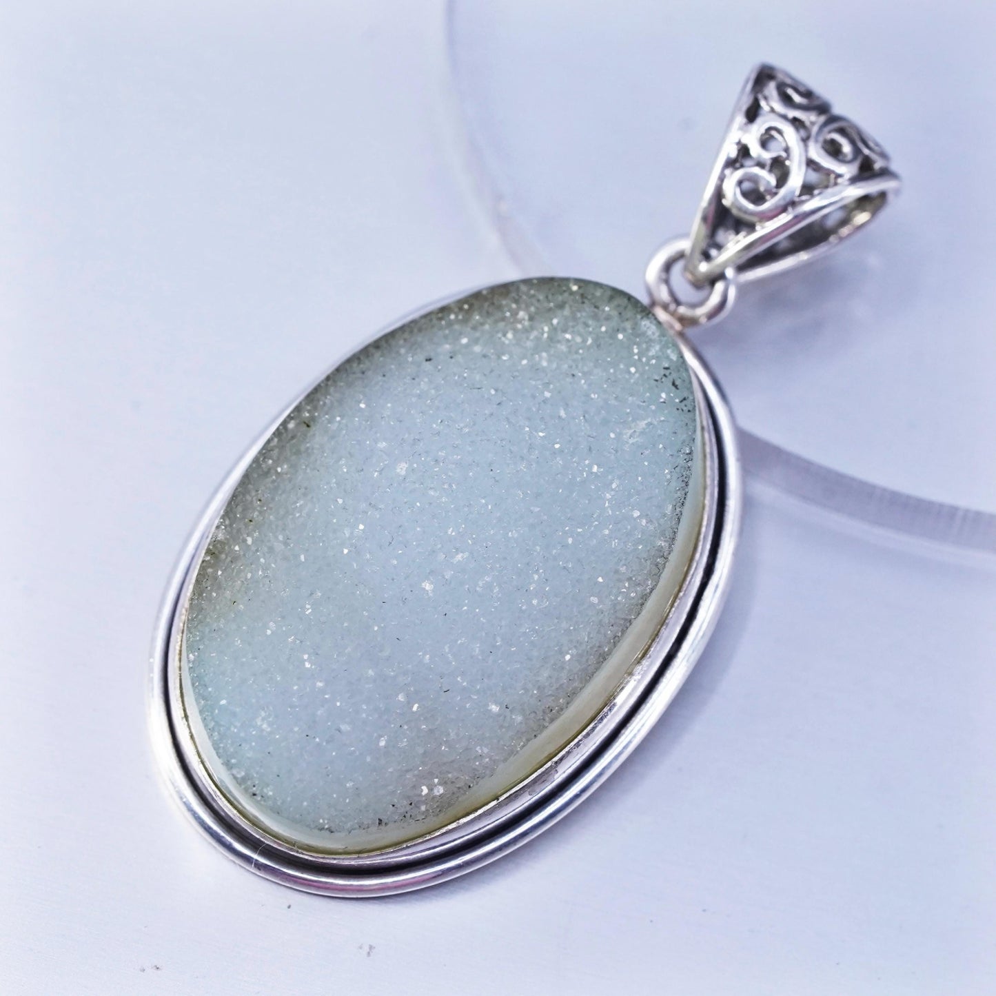 Vintage sterling 925 silver handmade oval pendant with green druzy stone