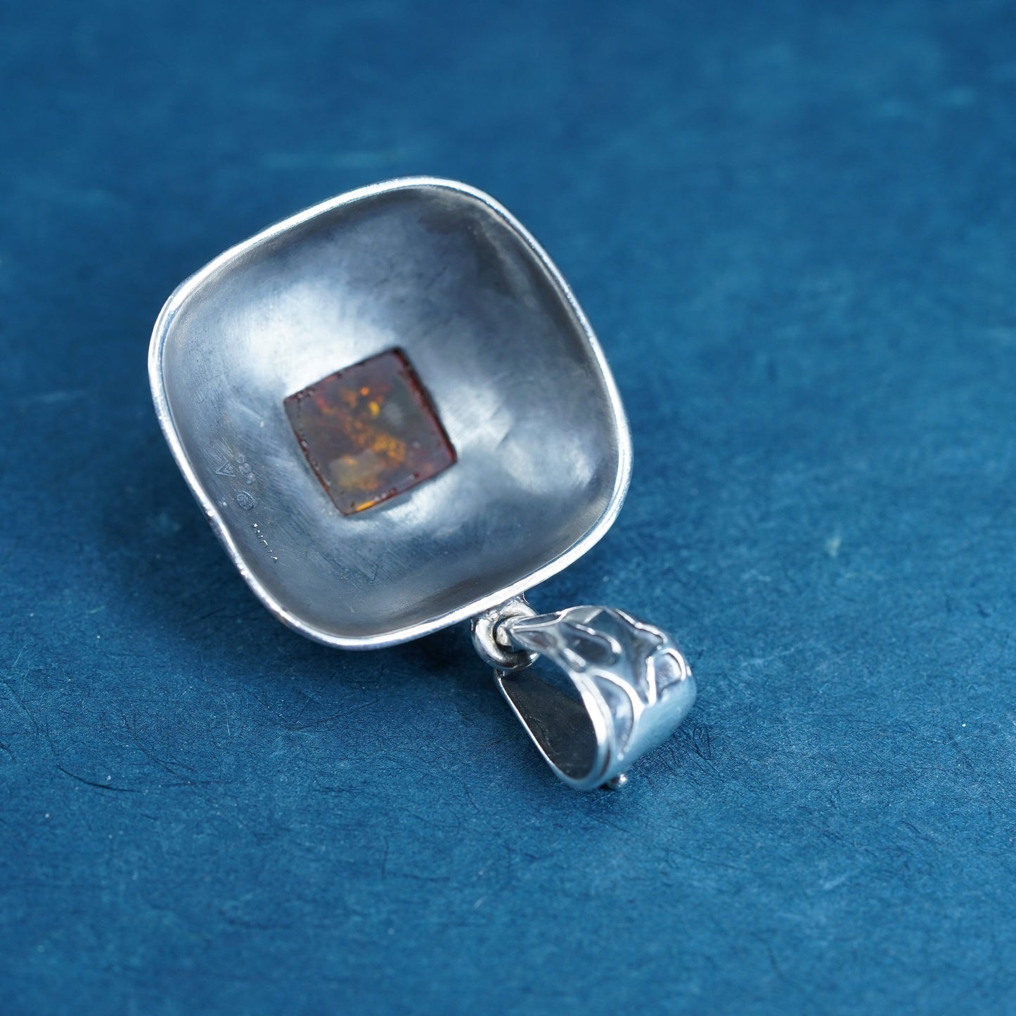 Vintage Silpada S0908 sterling 925 silver handmade square pendant with amber