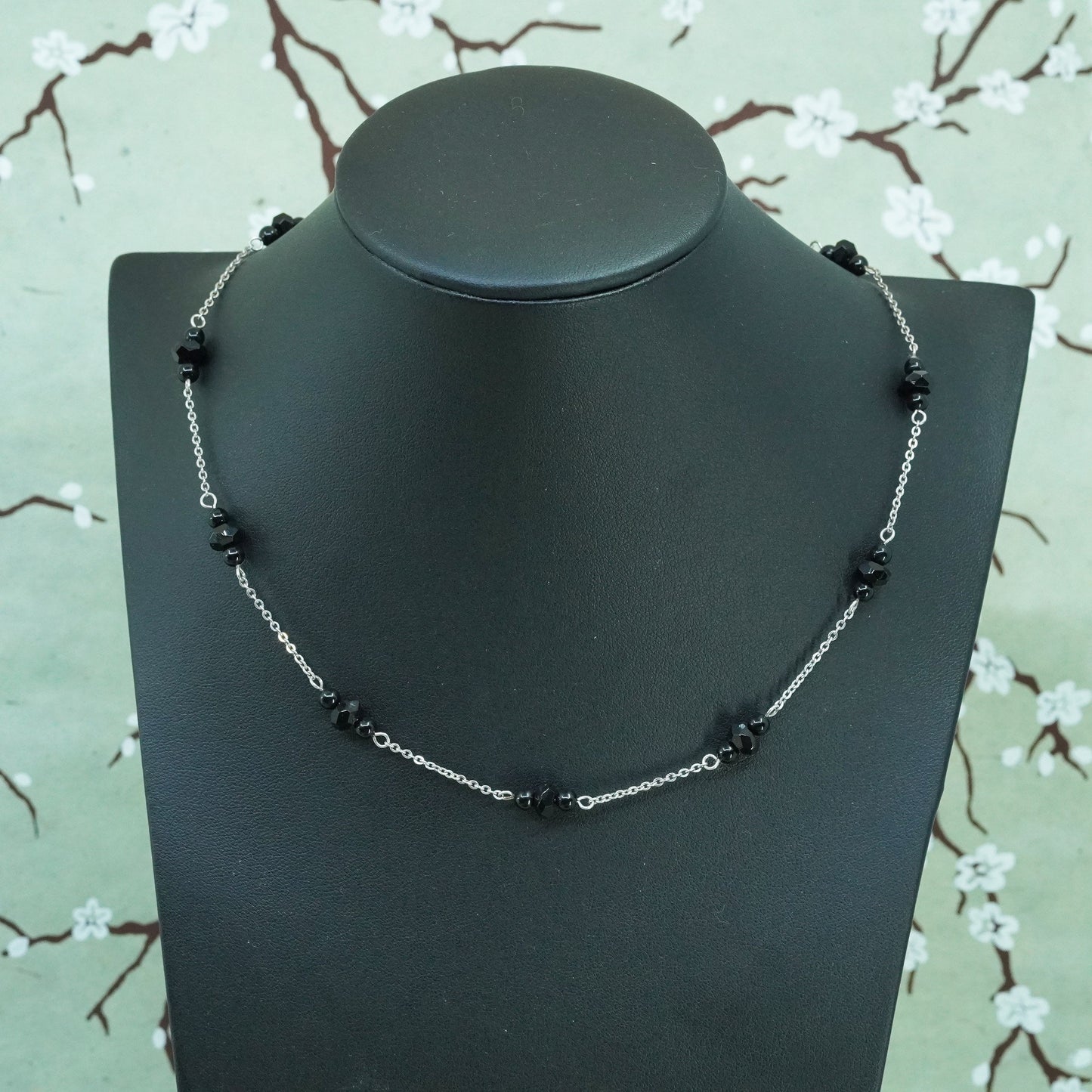 17”, vintage sterling silver 925 handmade necklace with obsidian beads