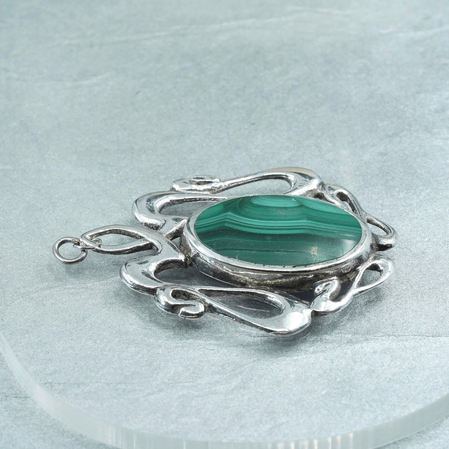 Vintage rare sterling 925 silver handmade pendant with oval malachite