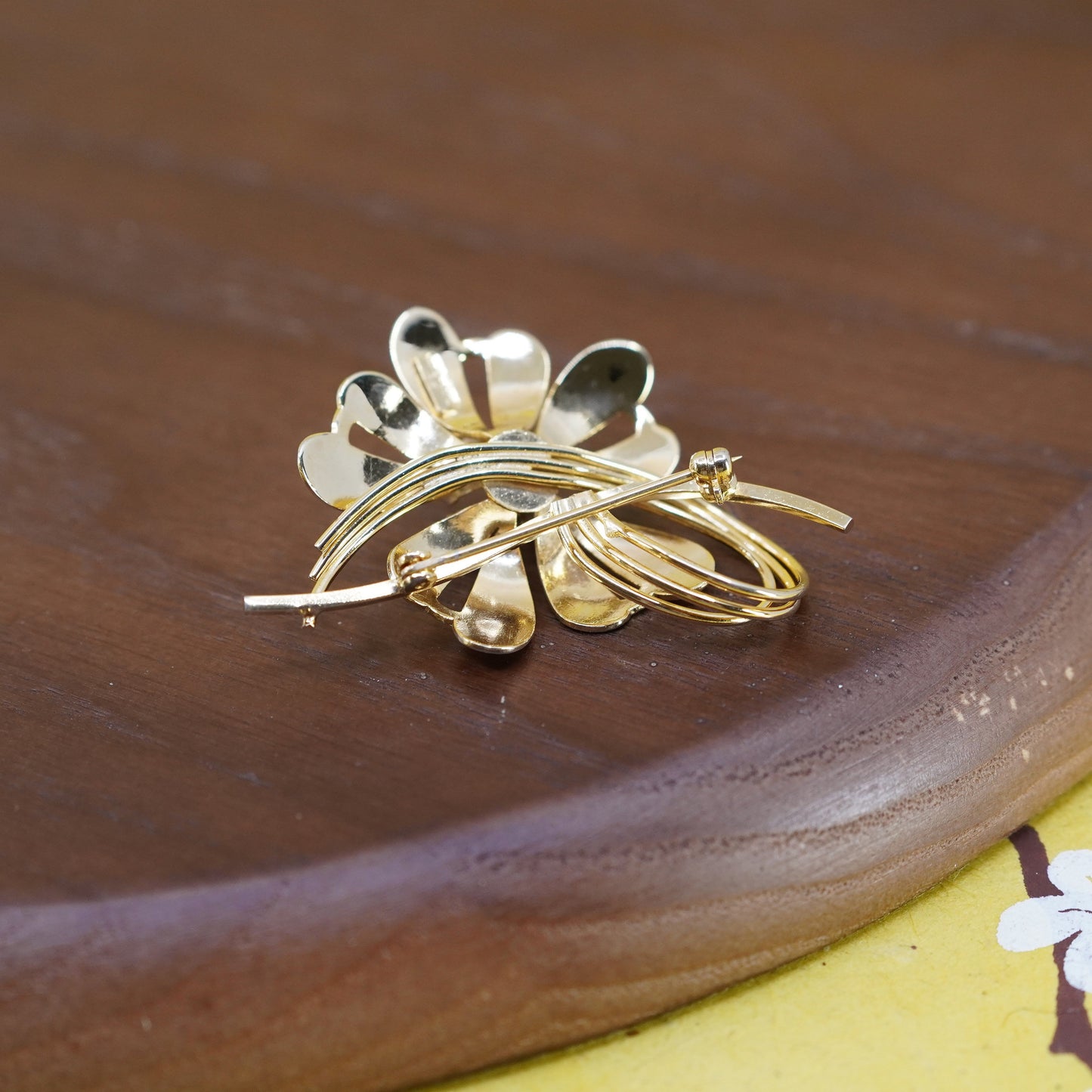 Vintage bond boyd vermeil yellow gold sterling 925 silver flower shaped brooch