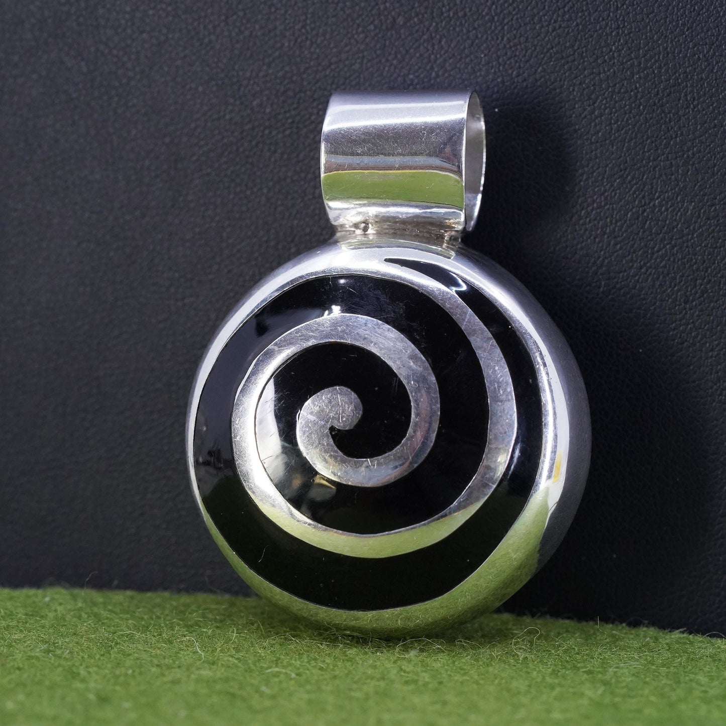 Mexican sterling silver 925 huge slide circle pendant with spiral black enamel