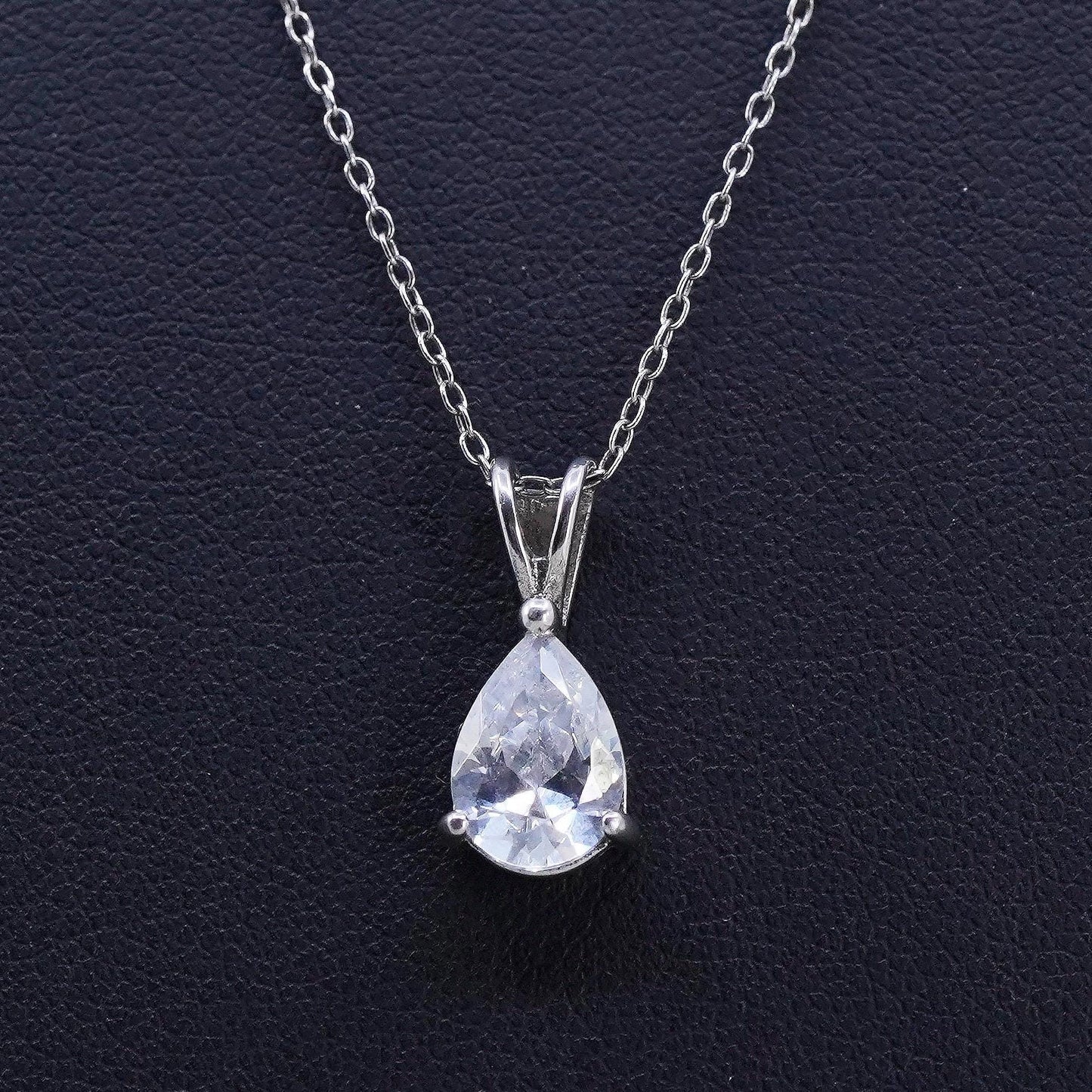 18”, Vintage sterling silver circle chain necklace with cz teardrop pendant