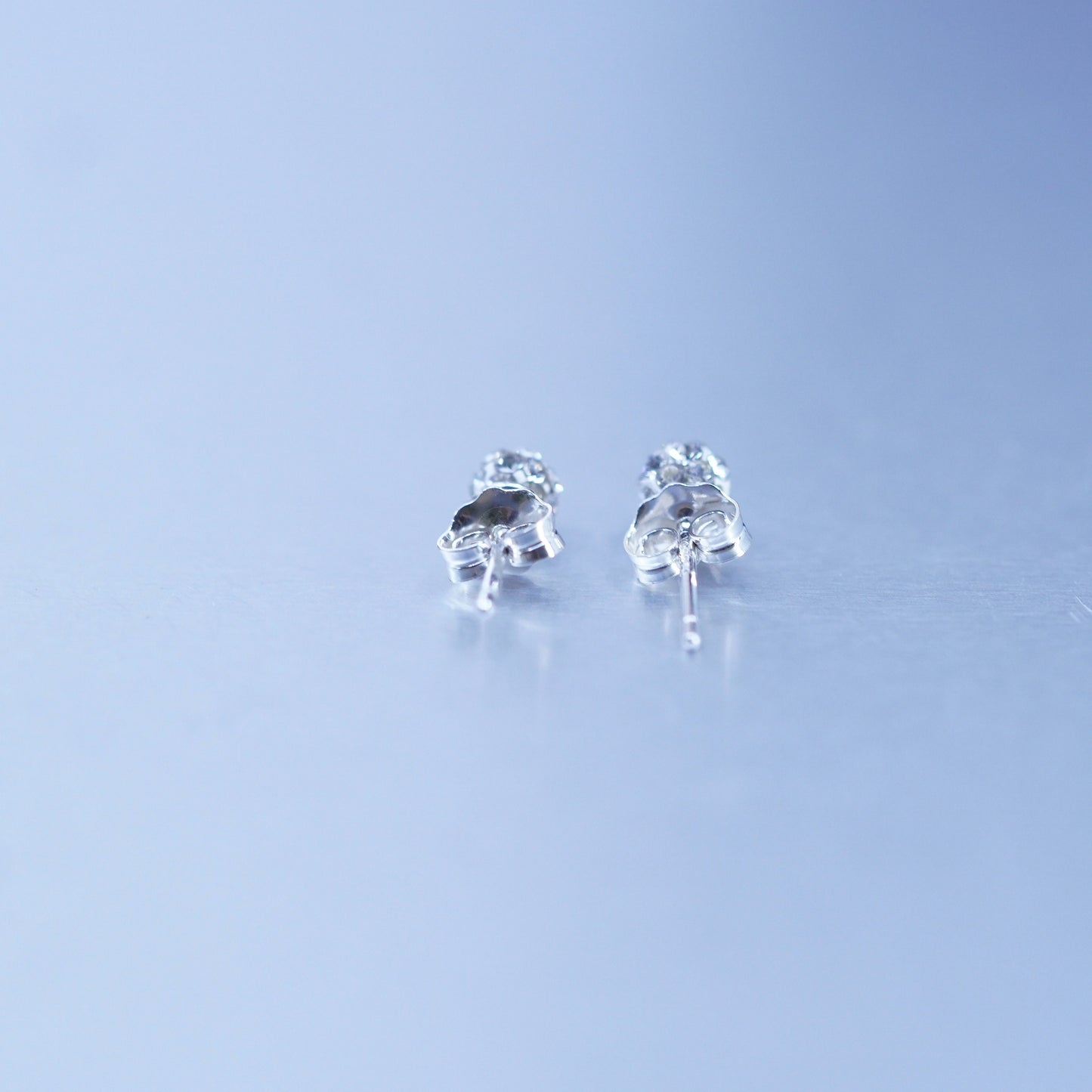 3mm, Vintage Sterling 925 silver earrings, studs with cz inlay