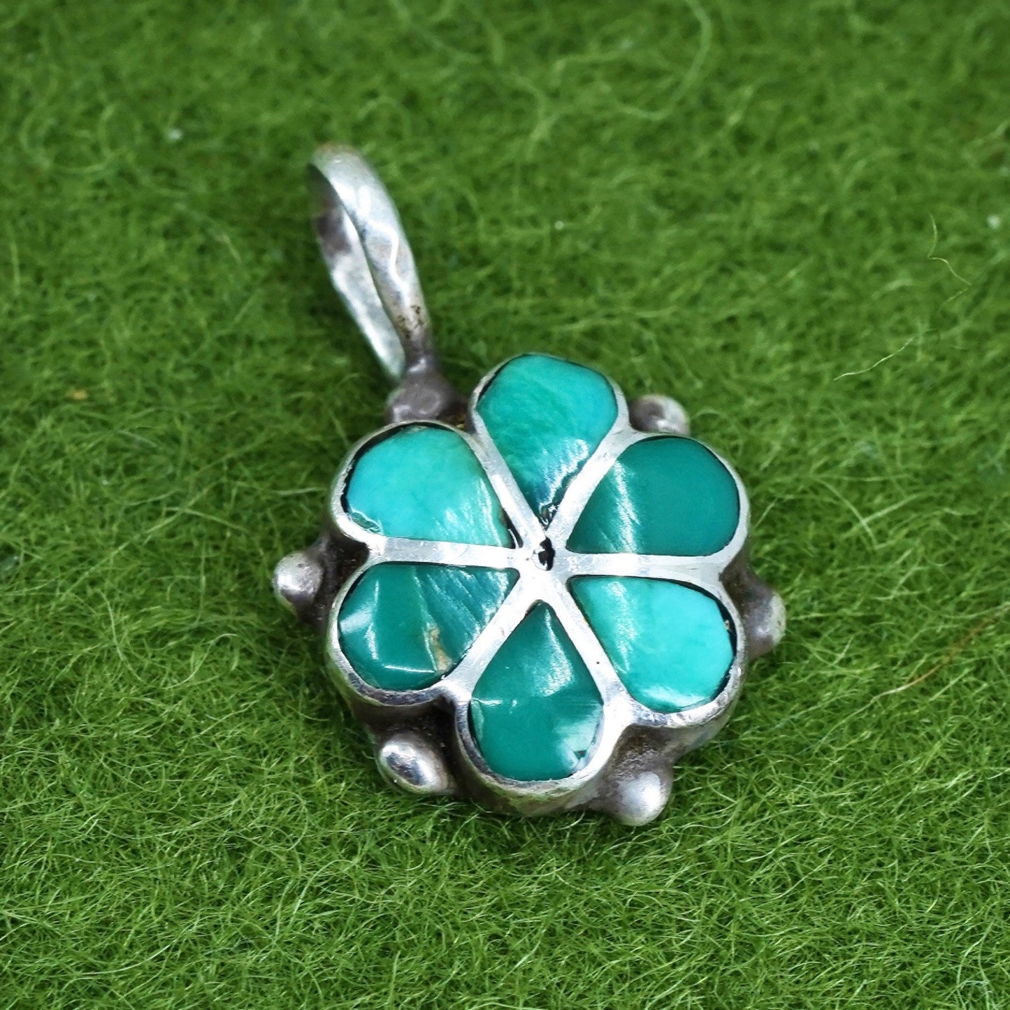 Natuve American southwestern sterling silver 925 flower pendant turquoise