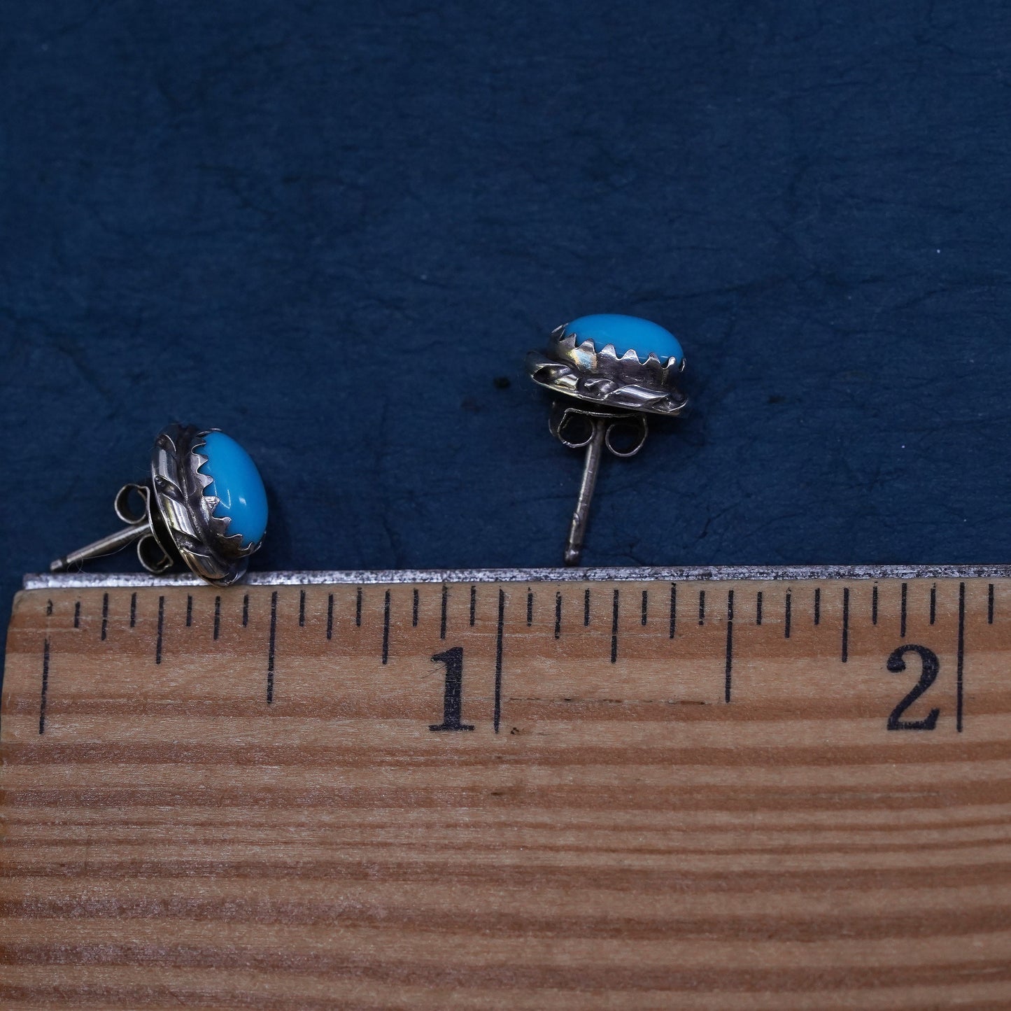 Vintage southwestern Sterling silver handmade earrings, 925 studs turquoise